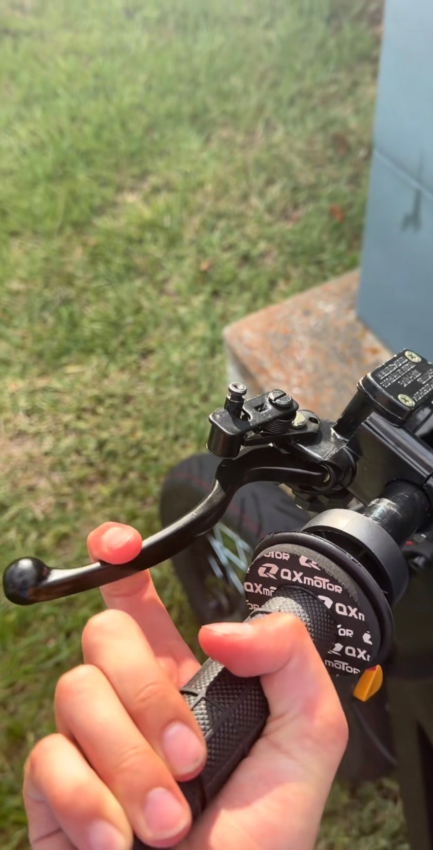 Tuttio upgraded brakes (CLICKS LIKE ULTRA BEE BRAKES)